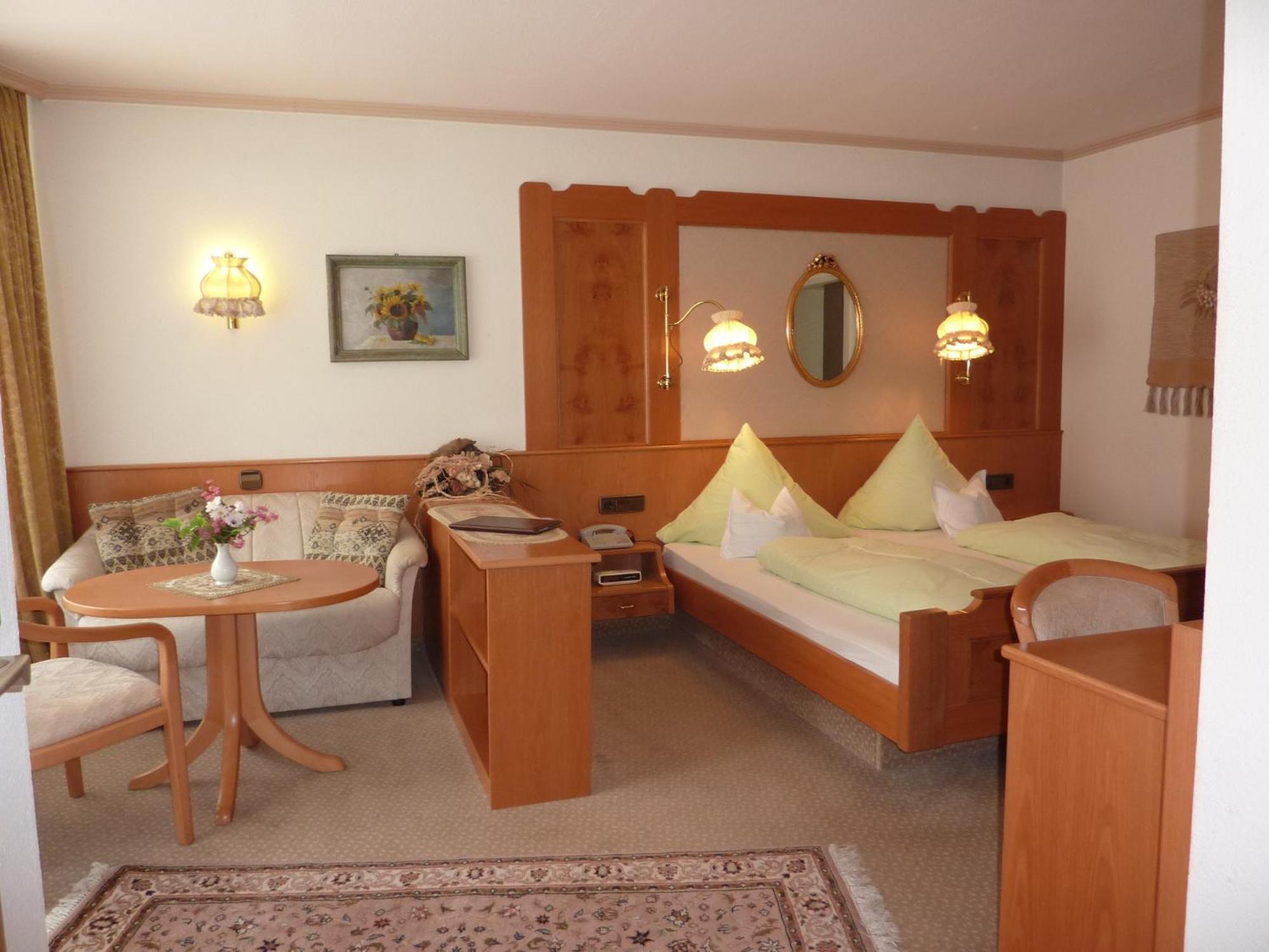Hotel Traube Bad Wildbad Exterior photo